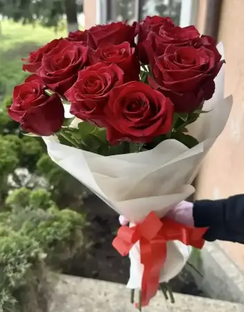 Как ухаживать за розами в вазе